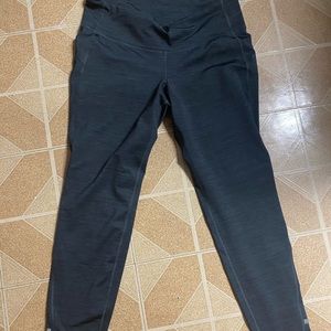 Grey Old Navy Active leggings